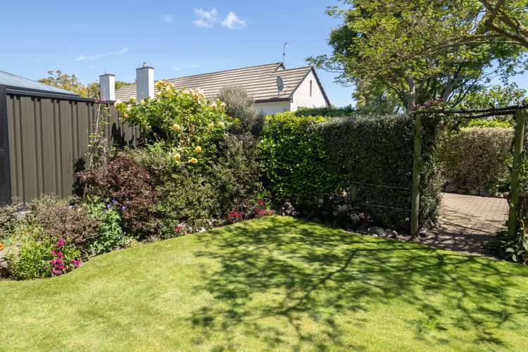 96 Middle Road Allenton_73