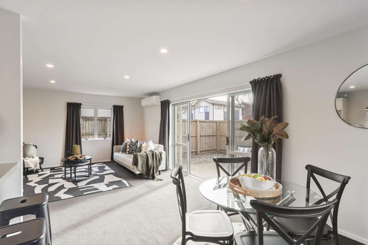142 Hastings Street East_4
