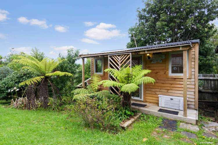 156a Glengarry Road Glen Eden_12