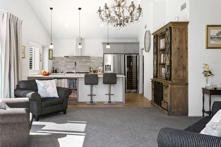 70 Chesham Avenue Waipahihi_2