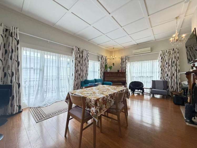 106 Archers Road Glenfield_1