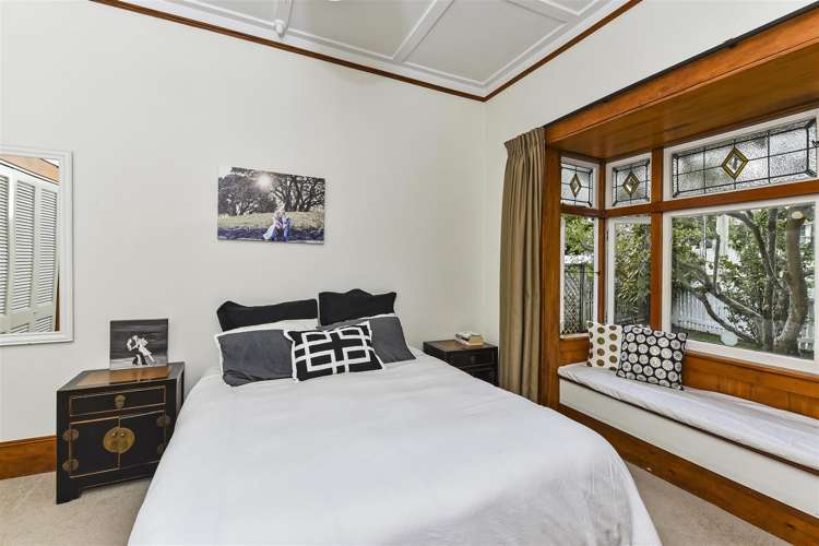10 Hanlon Crescent Narrow Neck_9