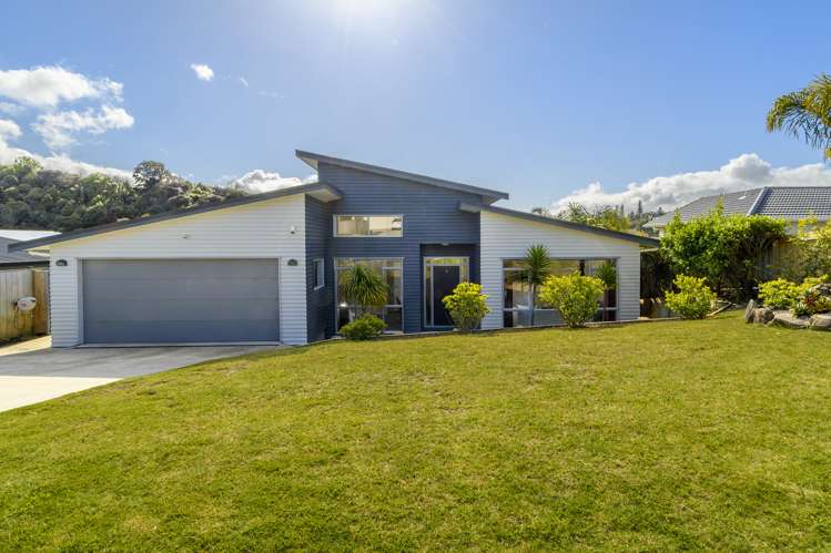 84 Waterside Drive Pyes Pa_18