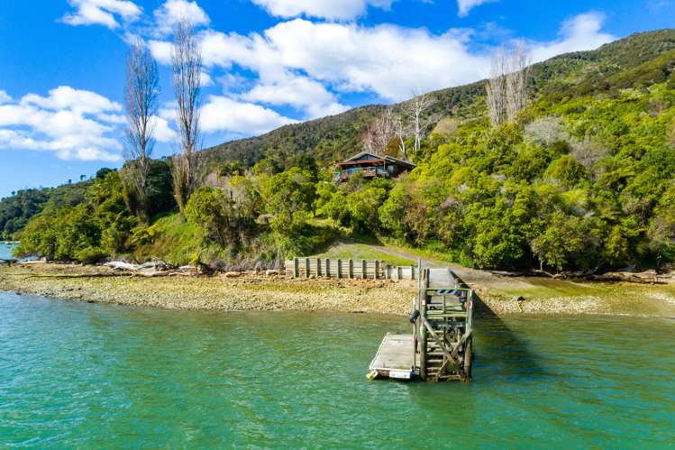 686 Moetapu Bay Road Anakiwa and Surrounds_2