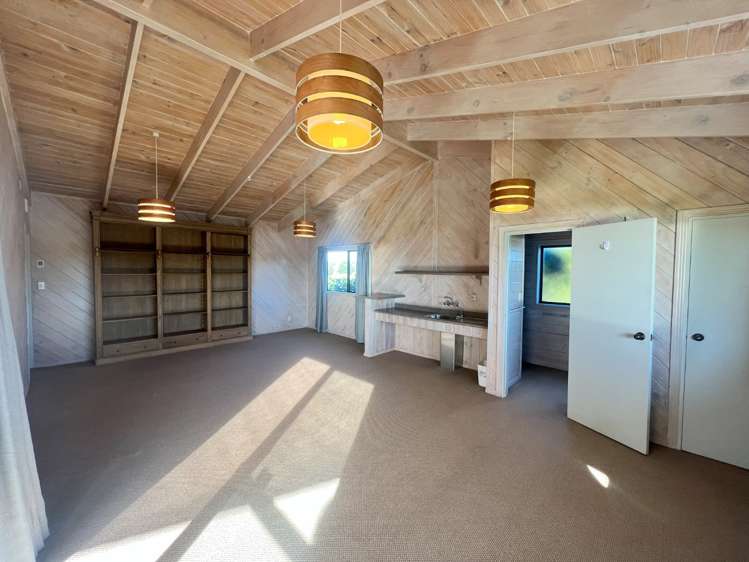 101 College Place 11233_6