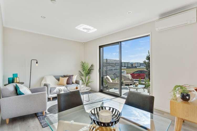 15 Glidepath Road Hobsonville_2