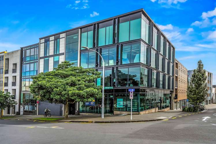 1A/5 Crummer Road Grey Lynn_14