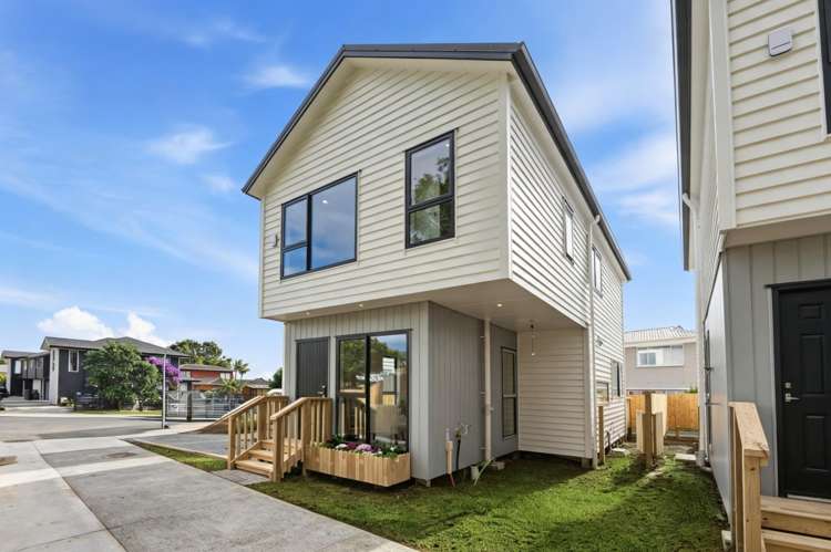 Lot 2/14 Vida Place_1