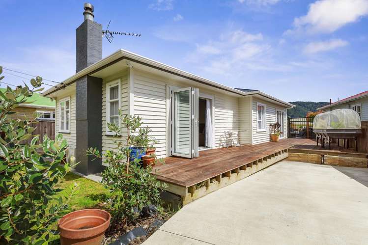 24 Petrie Street Wainuiomata_0