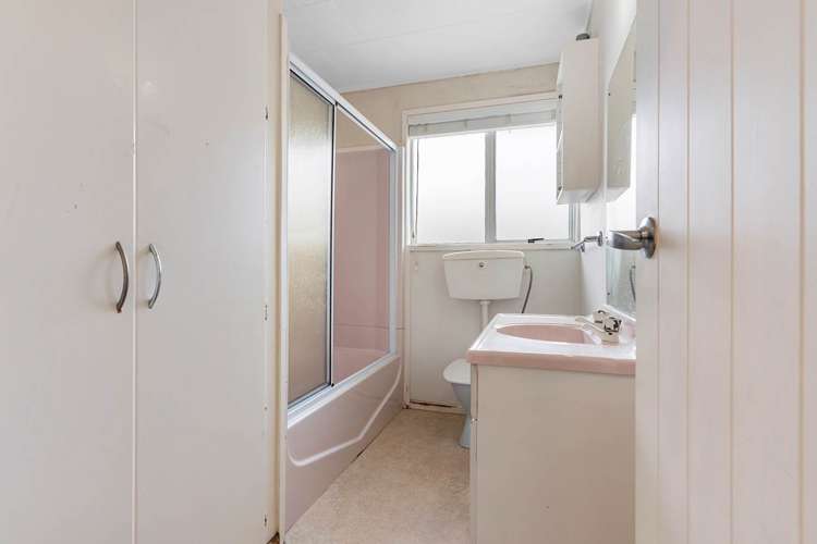 24 Sundown Avenue Manly_15