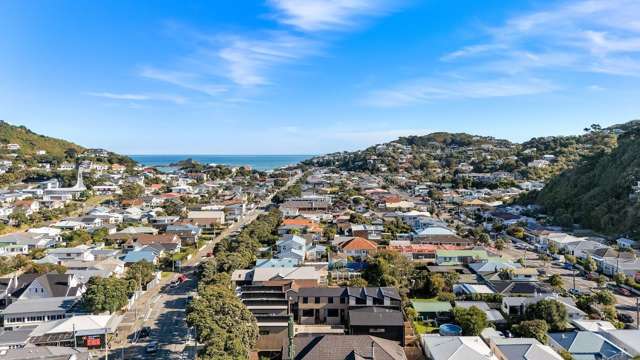 10/152 The Parade Island Bay_1