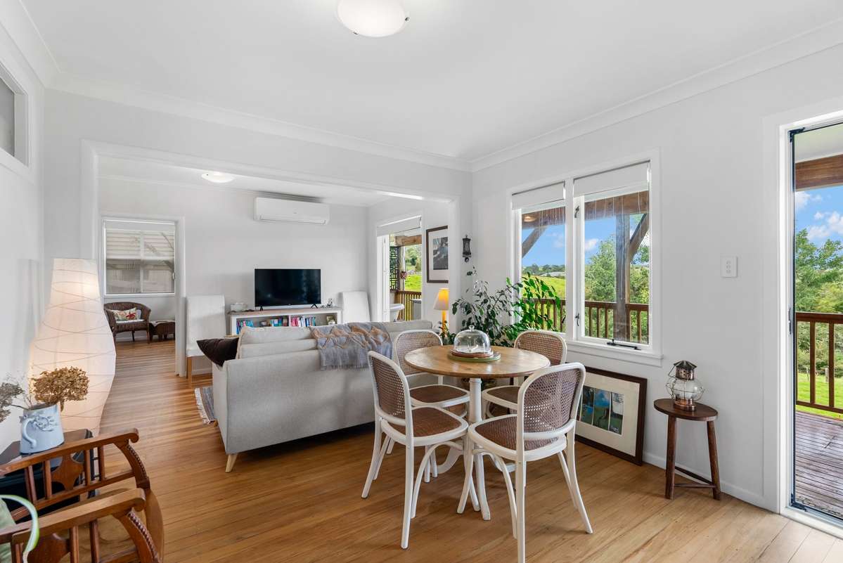 141 Hurndall Street East_2