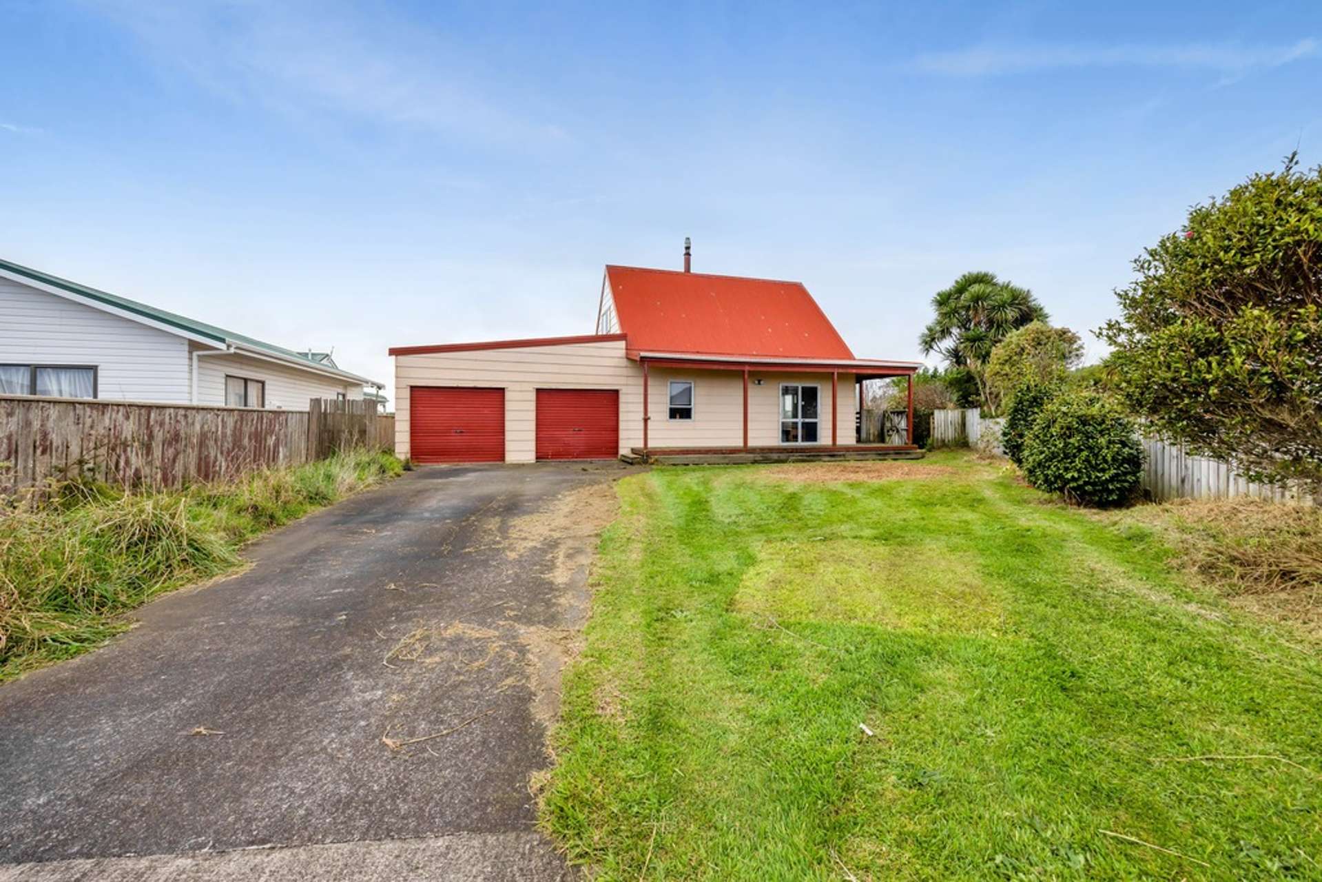 22 Ponderosa Place Opunake_0
