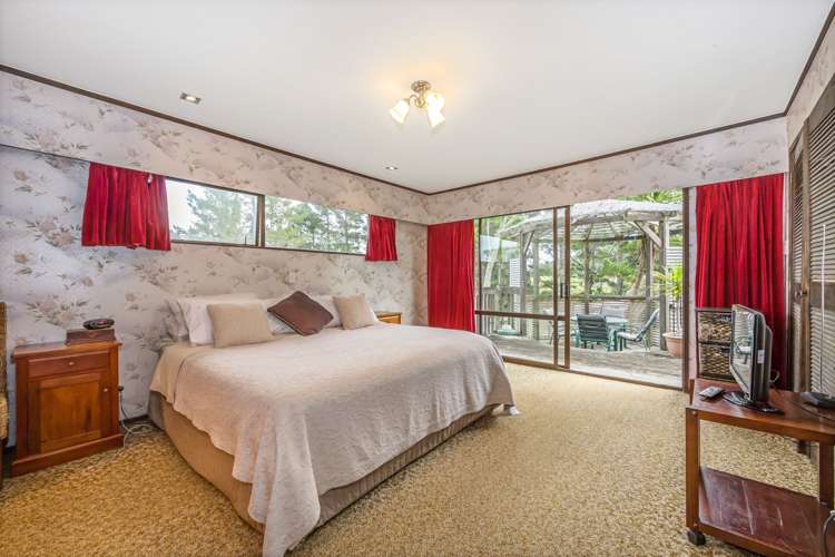 583 Ridge Road Riverhead_7