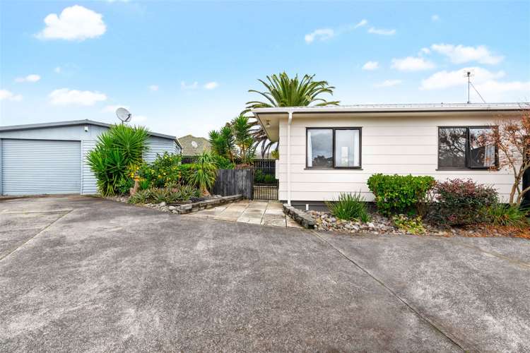 2/9 Applewood Drive Henderson_18