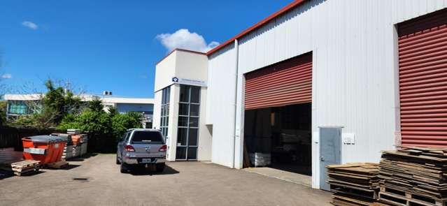 Industrial unit with great access