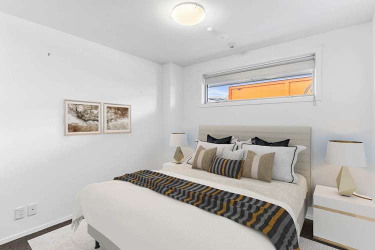 317/17 Link Crescent Stanmore Bay_5