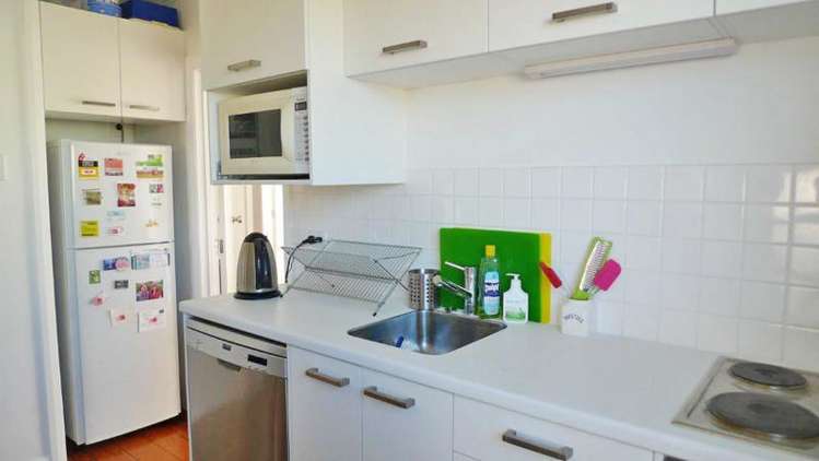 20 Craigbank Avenue New Lynn_6