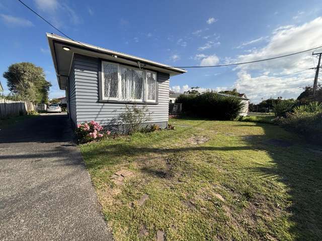 37 Metcalfe Road Ranui_2
