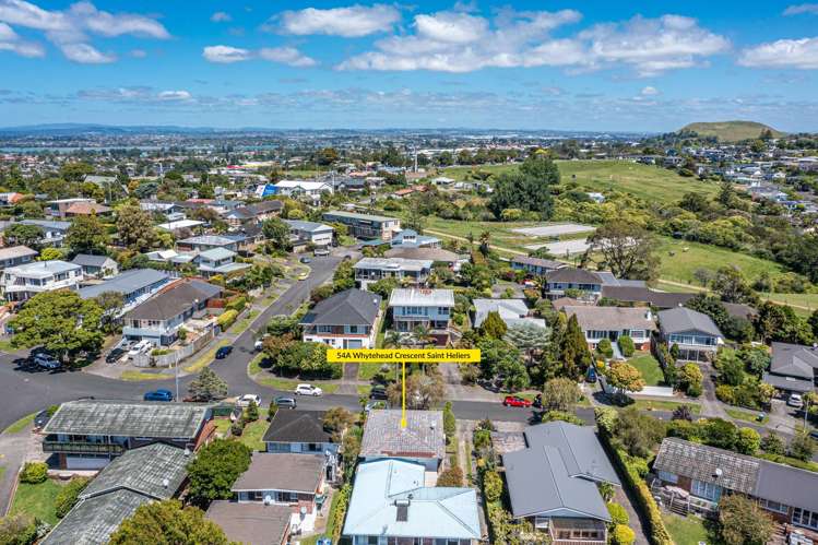 54a Whytehead Crescent Saint Heliers_18