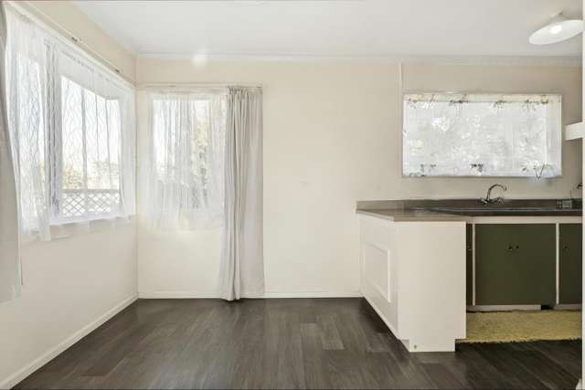 4 Splitt Avenue Glenview_4