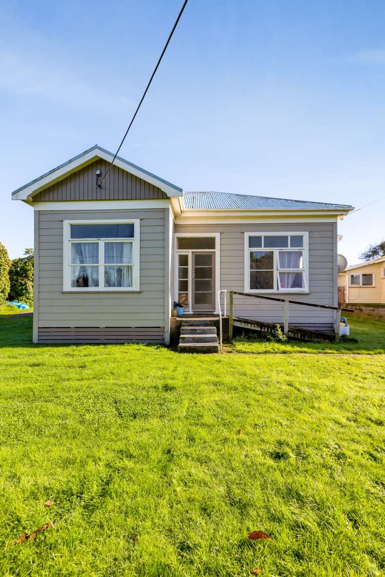 64 Puriri Street Hawera_15