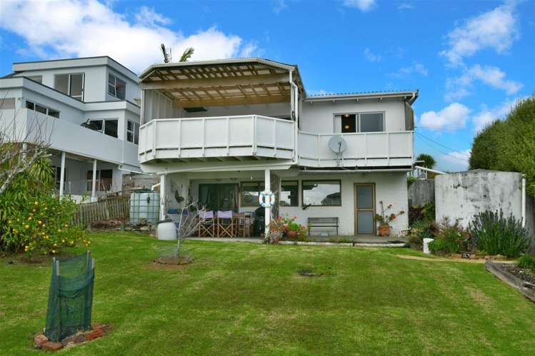 1300 Whangaparaoa Road Army Bay_26