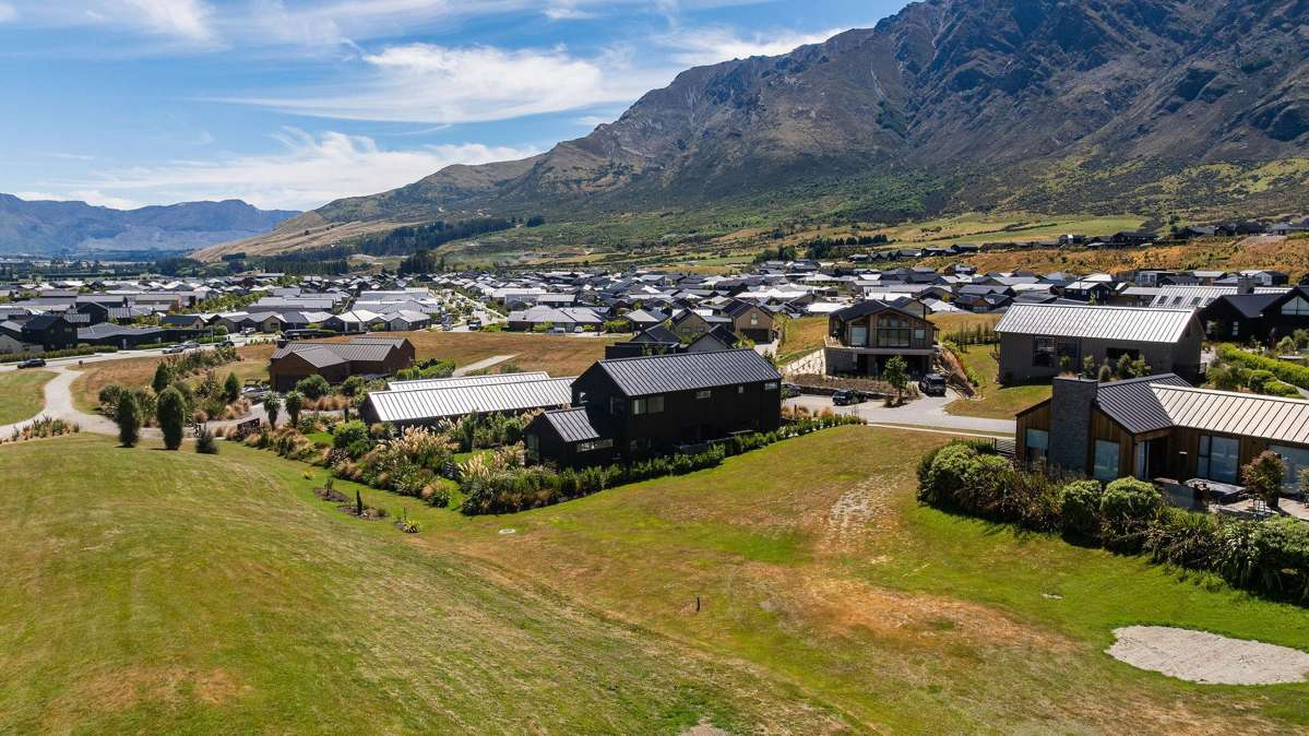 33 Cunninghams Drive_0