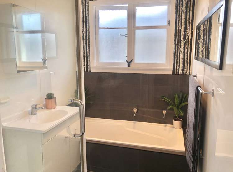 64a Sefton Street Seaview_9