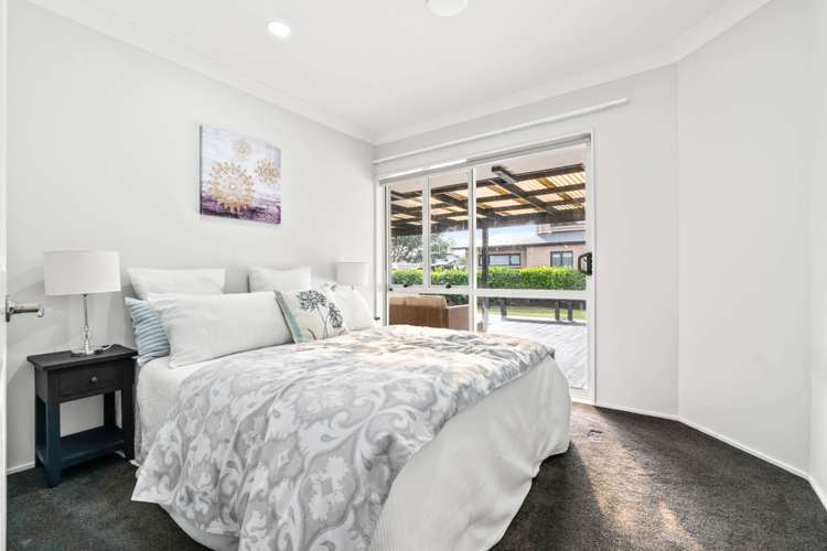 3 Stewart Gibson Place Manurewa_12