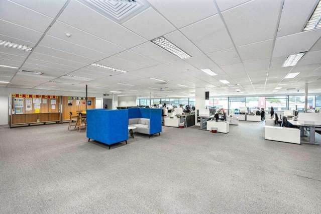 Unit B/111 Lincoln Road Henderson_4