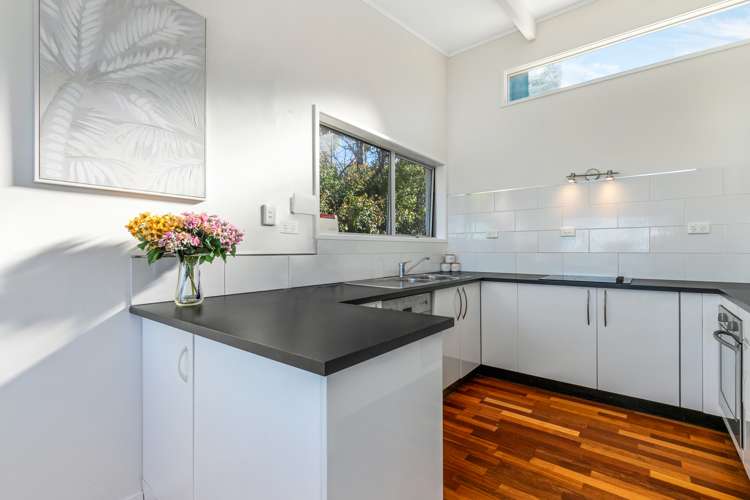 25 Duncansby Road Stanmore Bay_14