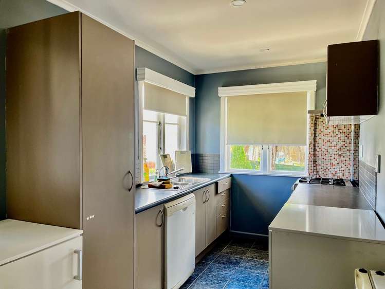 46 Kelman Road Kelston_9