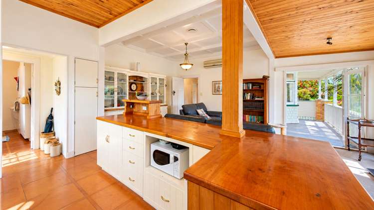 242 Tony Avenue Thames_4