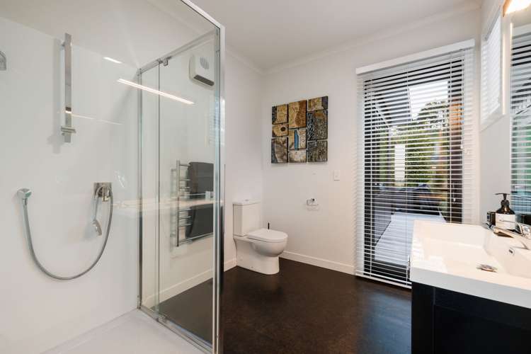 6 Tiwarawara Lane Pirongia_23