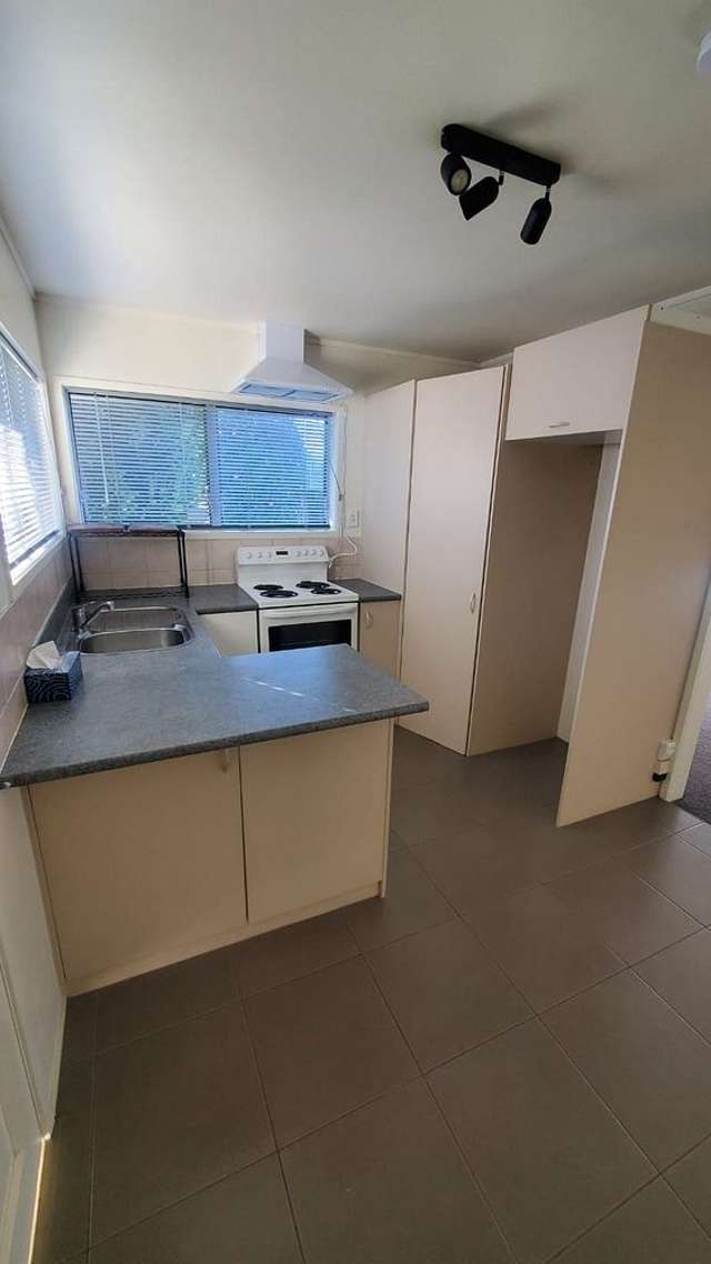 1/21 Target Road Totara Vale_3