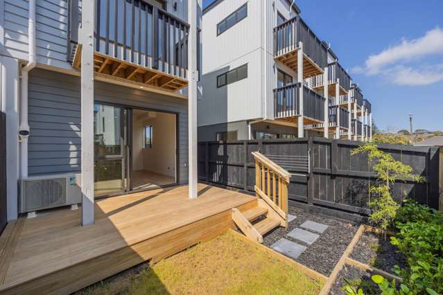 6/57 Kervil Avenue Te Atatu Peninsula_2