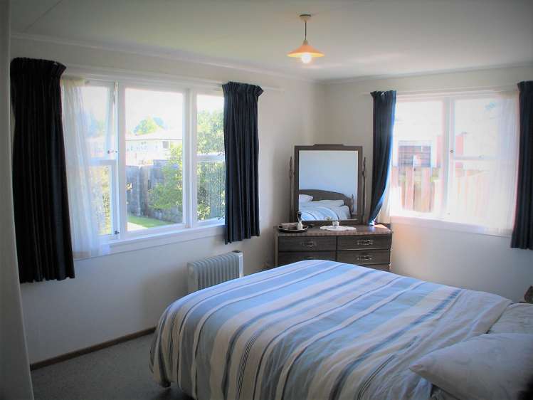 16 Freestone Place Manapouri_7