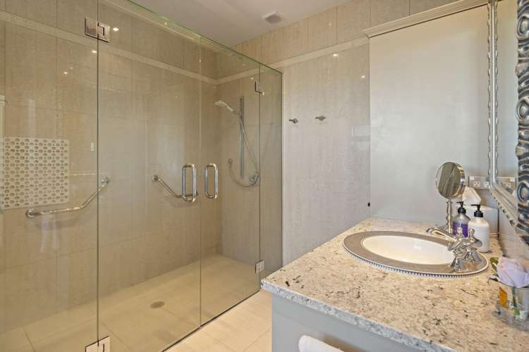 10 Peninsula Point Huntington_32