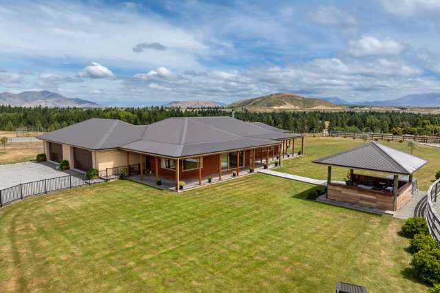 Luxury Living with Mountain & Lake Views