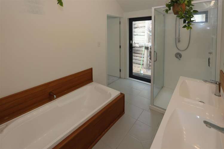 90 Okareka Loop Road Lake Okareka_13