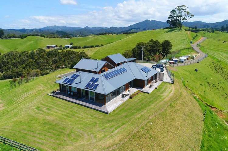 9 Whangaruru Wharf Road Whangaruru_32