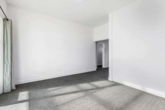 19 Lee Street Southbridge_4