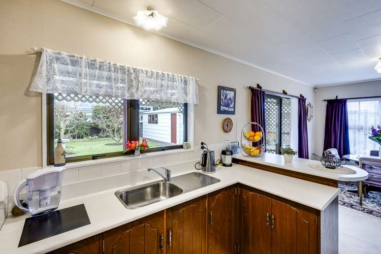 58 Spriggs Crescent Greenmeadows_3