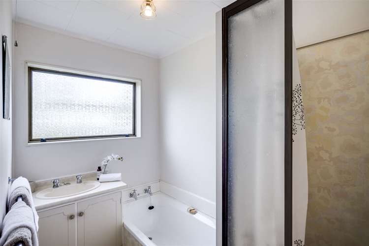 2/230 Kennedy Road Onekawa_10