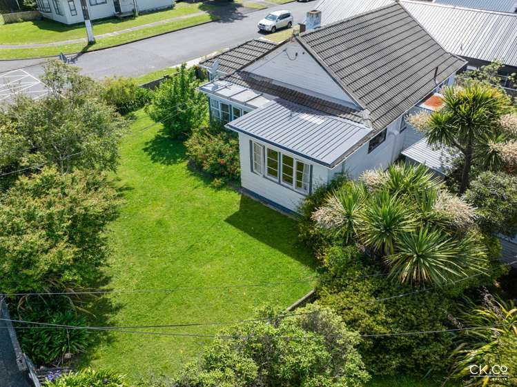 2 Churton Crescent Taita_21