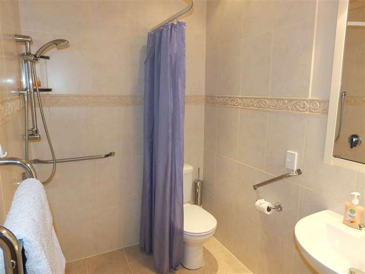 16 Bidwill Street Seaview_16