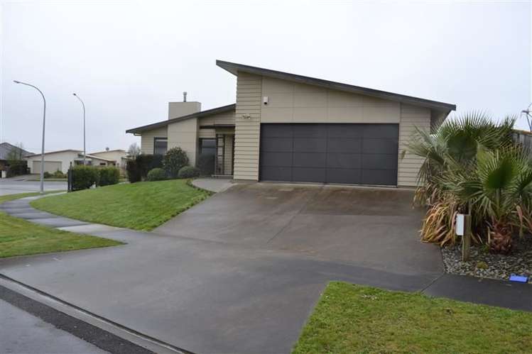 1 Varsity Heights Fitzherbert_0