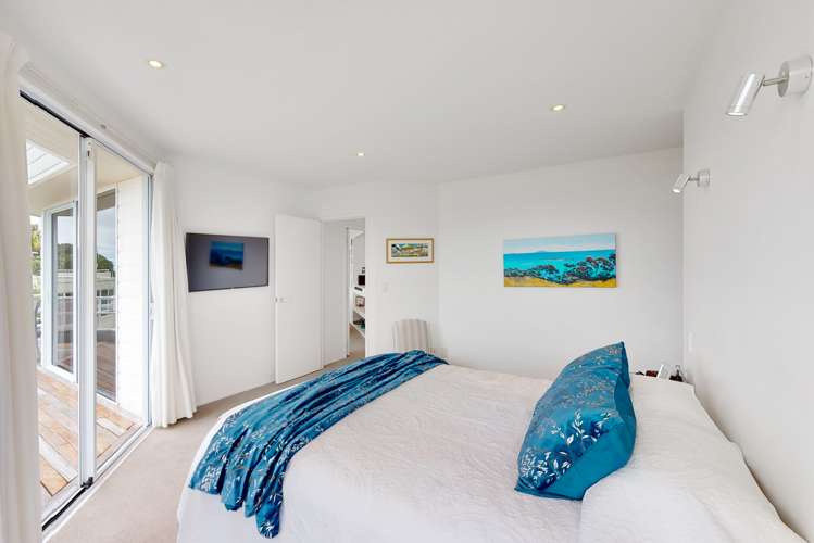 32 Whale Cove Stanmore Bay_19