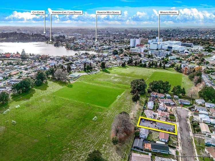 Unit1 3/13 Crescent Court Melville_14